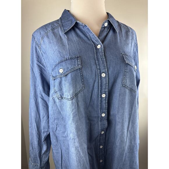 Torrid Taylor Medium Wash Denim Button Down Shirt Blue Women's Plus Size 3 3X - Picture 14 of 15